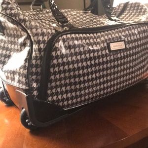 Ellen Tracy Travel Trolly Rolling Duffel Luggage